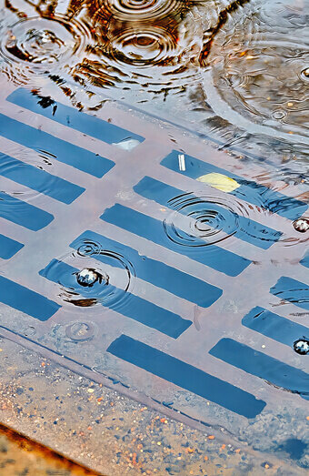 https://blockeddrainsvictoriapark.com.au/uploads/2025/07/stormwater-drains-58152.jpg